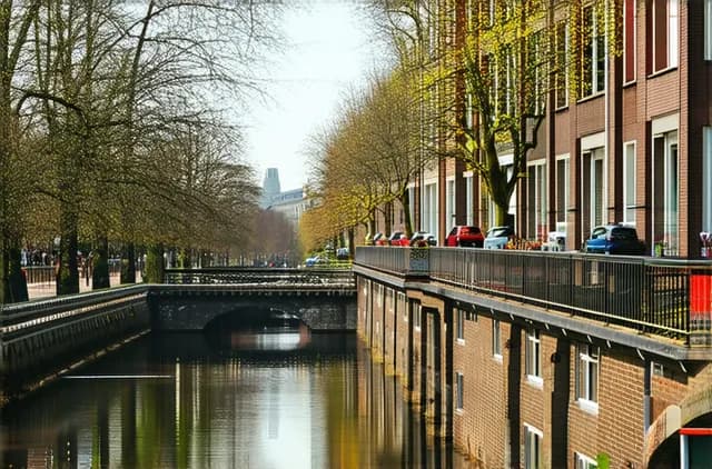 Explore Berlin: Best Neighborhoods for Solo Travelers