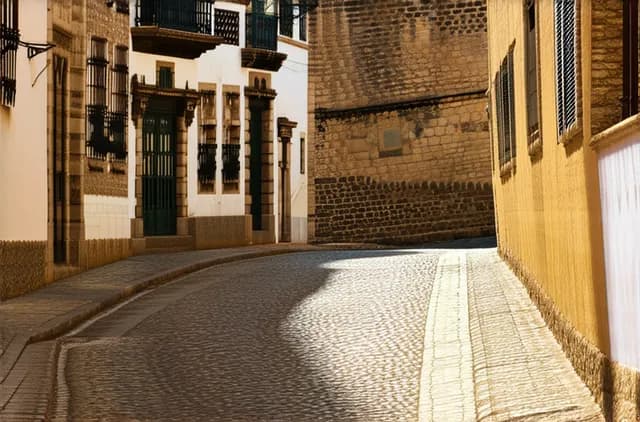 Ultimate Guide: Best Neighborhoods for Solo Travelers in Granada