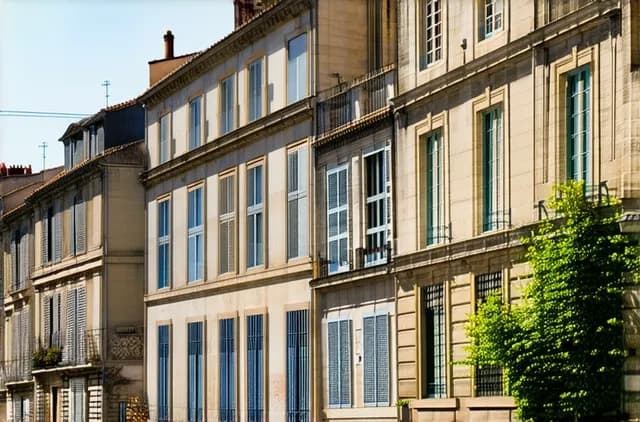 Explore the Best Neighborhoods for Solo Travelers in Lyon