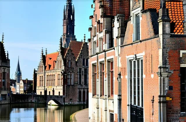 Budget Tips for Solo Travel in Bruges