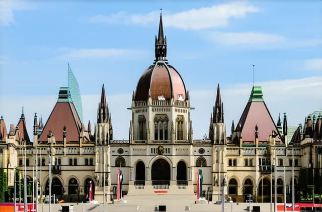 Essential Bucharest Solo Travel Safety Tips