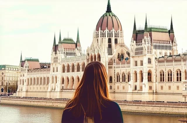 Essential Safety Tips for Solo Travel in Budapest