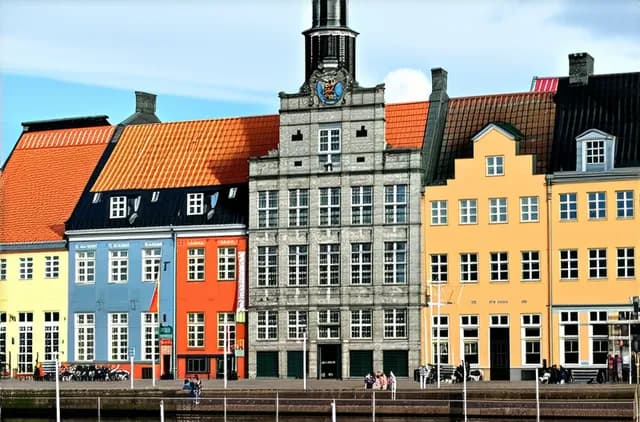 Solo Travel Guide: Copenhagen Sightseeing Spots