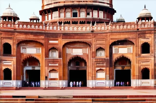 Cultural Experiences for Solo Visitors in Delhi