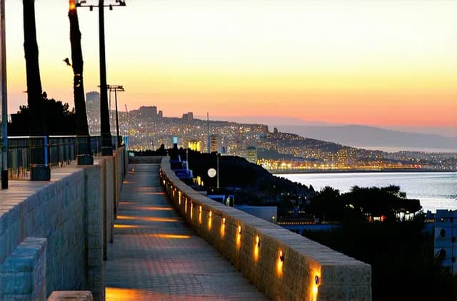 Ultimate Guide: Haifa Nightlife for Solo Adventurers