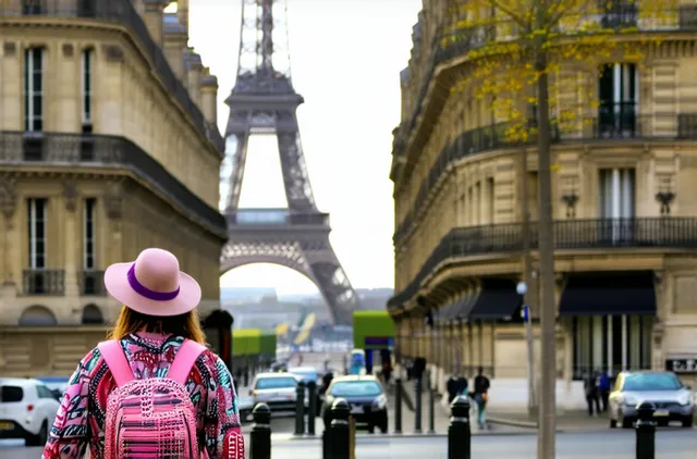 Top Paris Solo Travel Safety Tips You Need
