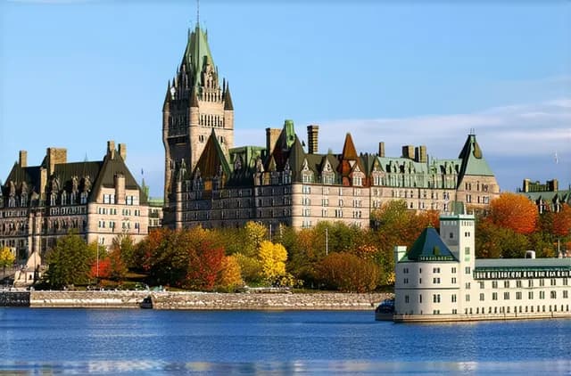 Complete Guide: Québec City Solo Travel Budget