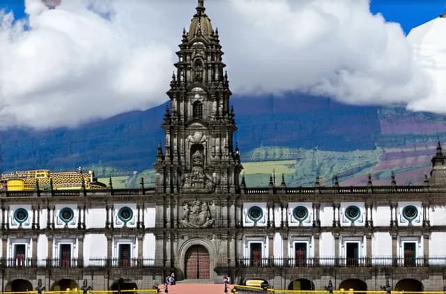 Complete Guide: Quito Solo Budget Travel