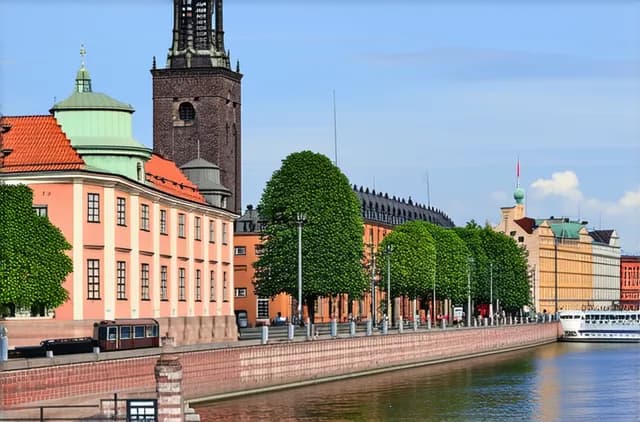 Essential Rīga Solo Travel Safety Tips