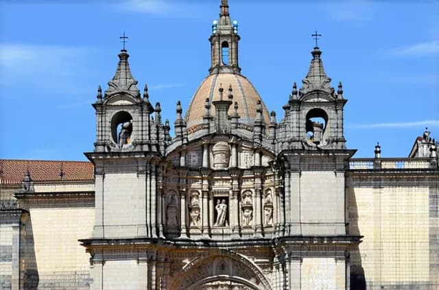 Safety First: Solo Travel Tips for Santiago de Compostela