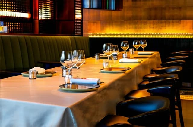 Complete Guide: Solo Dining Experiences in Leeds