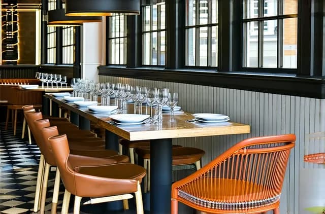 Ultimate Guide: Solo Dining Options in Ghent