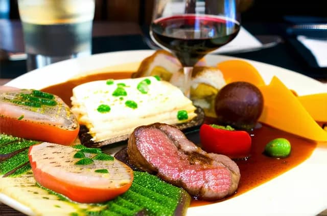 Solo-Friendly Dining Options in Luxembourg City