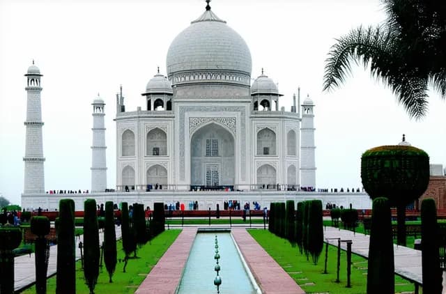 Complete Guide: Solo Travel in Agra