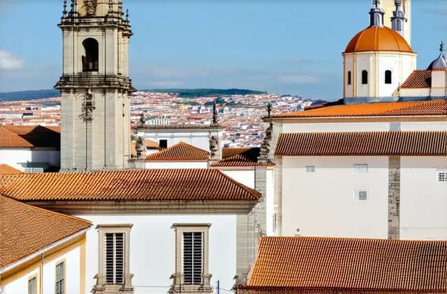 Ultimate Guide: Solo Travel in Coimbra