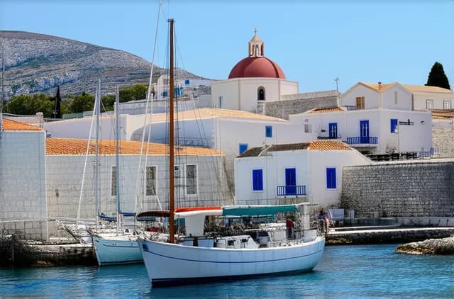 Complete Guide: Solo Travel in Hydra Town