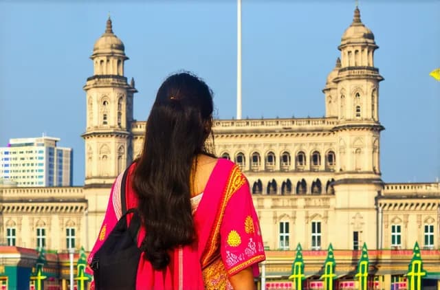 Complete Guide: Solo Travel to Mumbai