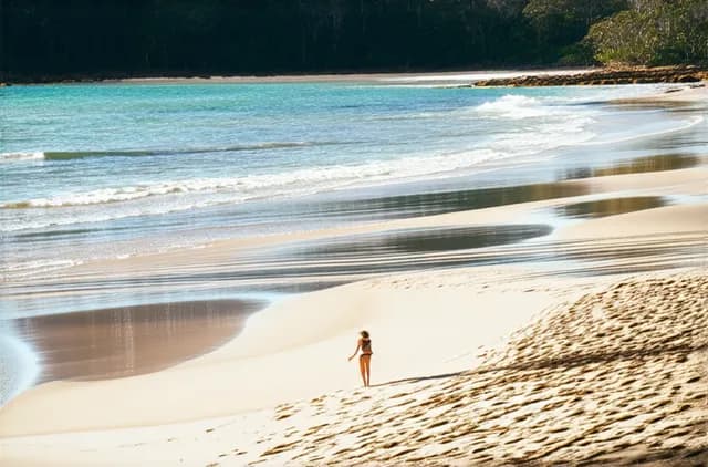 Complete Guide: Solo Travel in Noosa