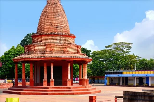 Discover Top Cultural Attractions for Solo Travelers in Kochi