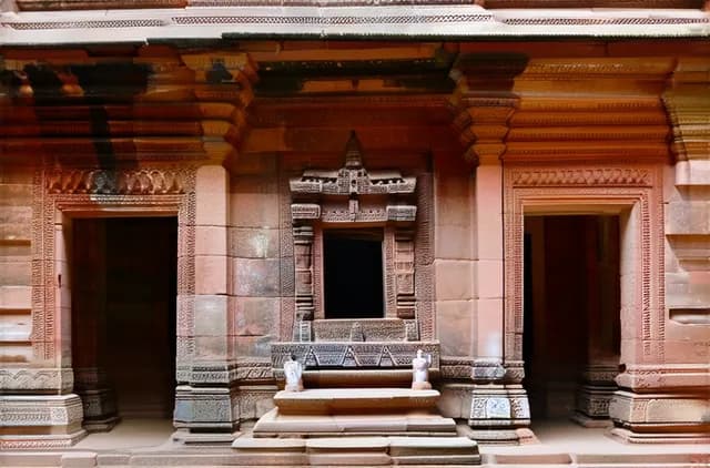 Must-See Cultural Sites for Solo Travelers in Patan