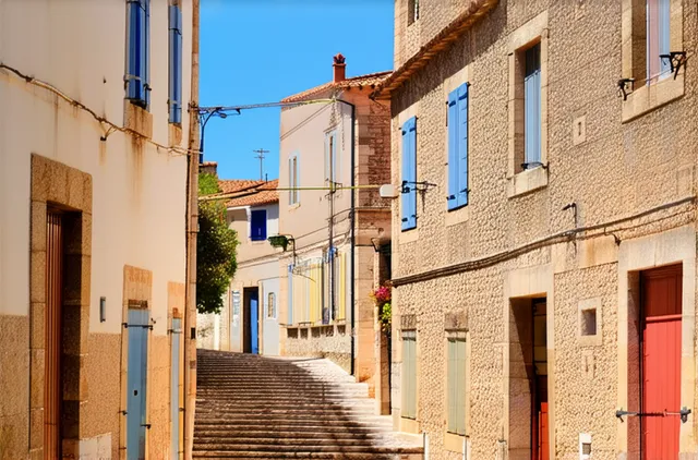 Smart Budget Tips for Alghero Solo Travel