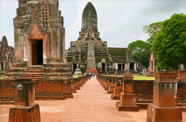 Complete Guide: Ayuthaya Solo Travel Safety Tips