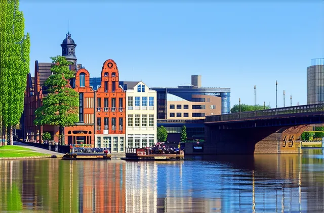 Complete Guide: Best Areas for Solo Travelers in Bremen