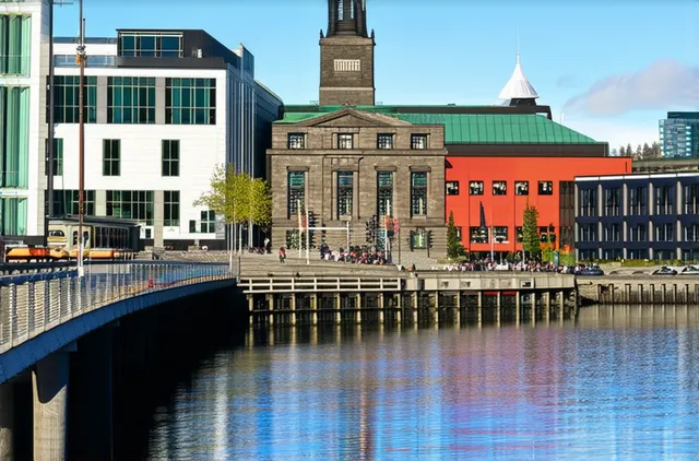 Complete Guide: Best Areas for Solo Travelers in Oslo