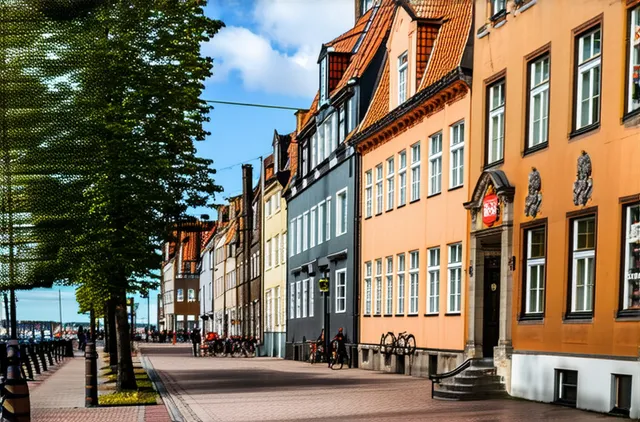 Complete Guide: Best Neighborhoods for Solo Travelers in Gdańsk