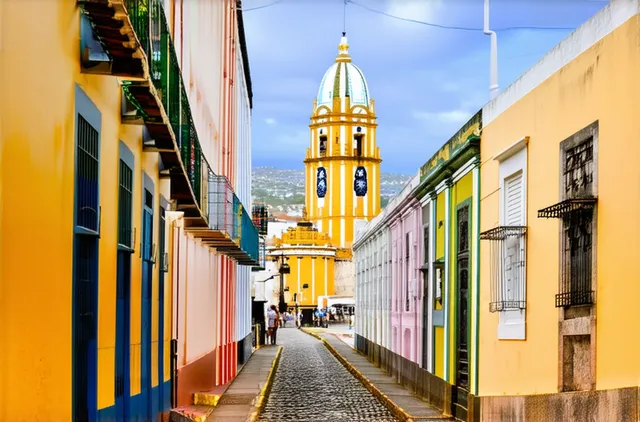 Complete Guide: Best Neighborhoods for Solo Travelers in Salvador
