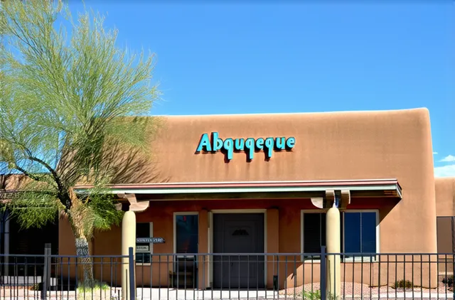 Complete Guide: Best Places to Stay for Solo Travelers in Albuquerque