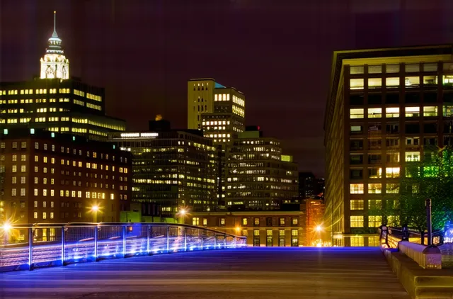 Ultimate Guide: Boston Nightlife Options for Solo Travelers