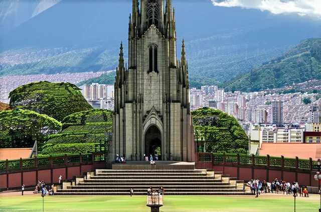 Ultimate Guide: Caracas Solo Budget Travel