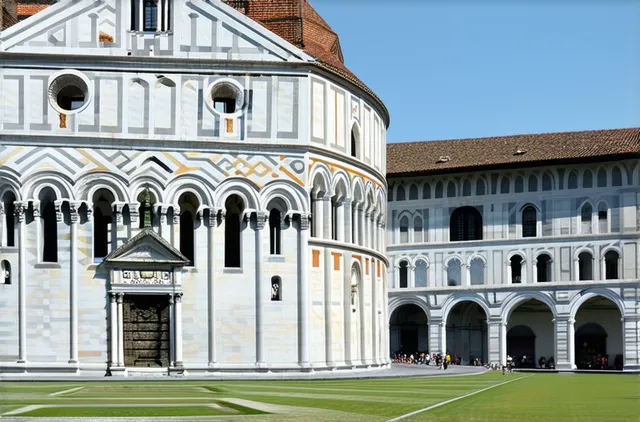 Solo Traveler’s Guide: Cultural Activities in Lucca