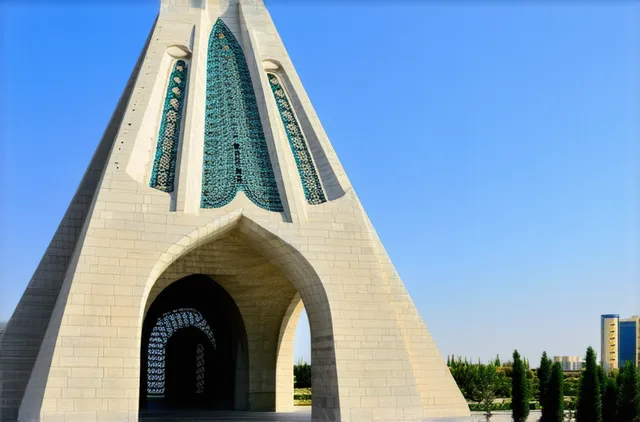 Top Cultural Attractions for Solo Travelers in Baku