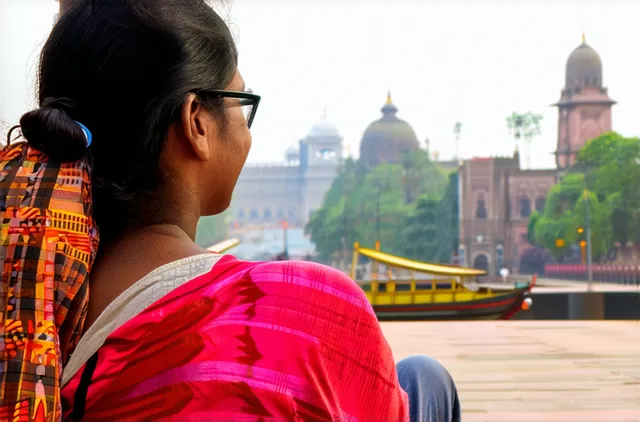 Essential Guide: Dhaka Solo Travel Safety Tips