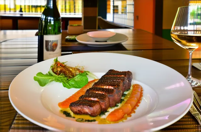 Ultimate Guide: Dining Options for Solo Travelers in Victoria Falls