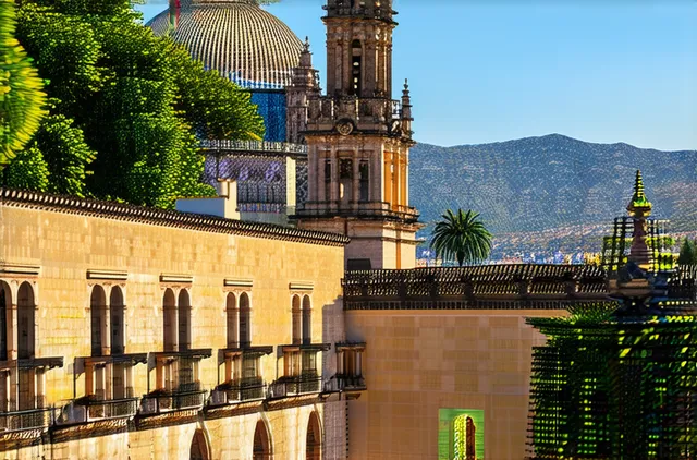 Granada Solo Nightlife: Explore After Dark