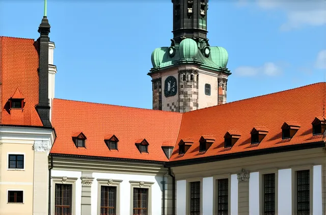 Essential Guide: Kraków Solo Travel Safety Tips