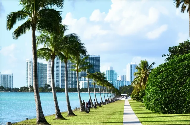 Miami Solo Budget Travel Guide