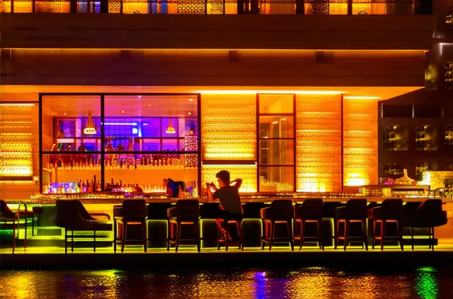 Ultimate Guide: Nightlife Experiences for Solo Travelers in Ahmedabad