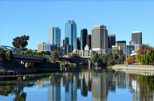 Ultimate Guide: Oakland Solo Budget Travel