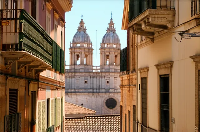 Essential Safety Tips for Solo Travel in Palermo