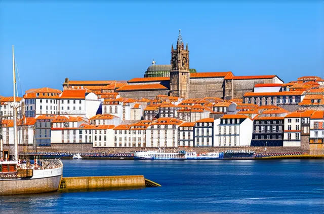 Complete Guide: Porto Solo Budget Travel