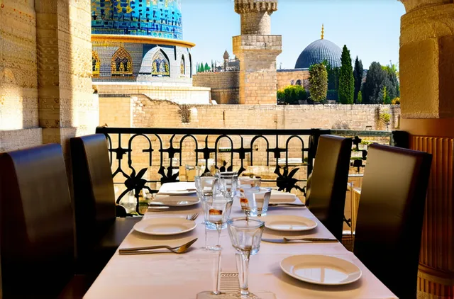 Discovering Solo Dining Experiences in Jerusalem