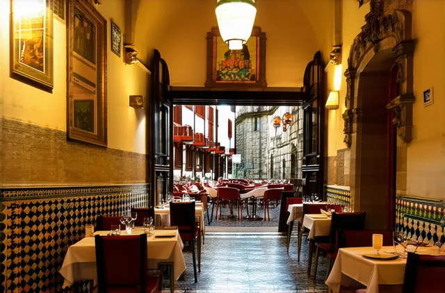 Solo Dining Options in Santiago de Compostela