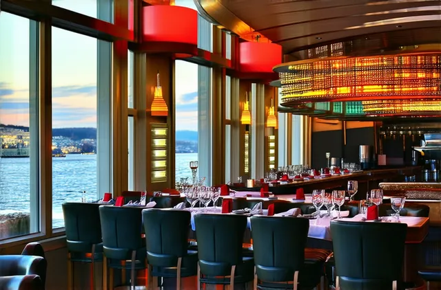 Solo Dining Options in Vladivostok: A Guide