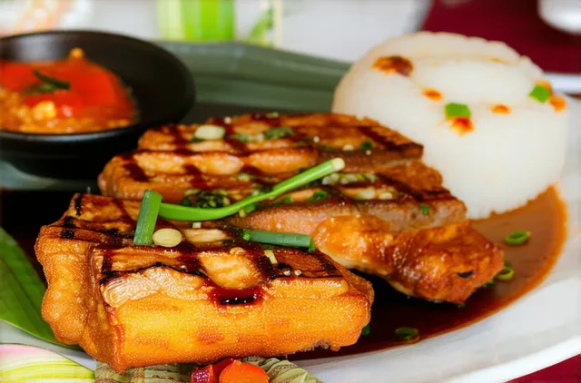 Discover Solo Dining Options in Yangon