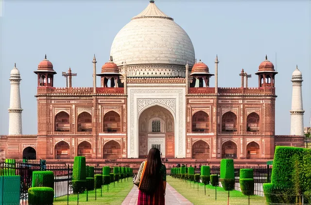 Complete Guide: Solo Travel in Delhi