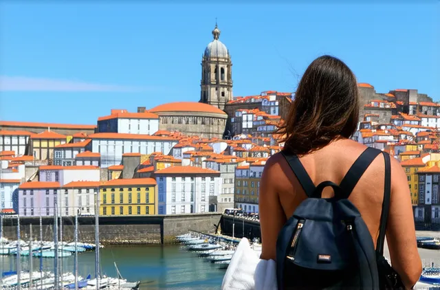 Complete Guide: Solo Travel in Porto